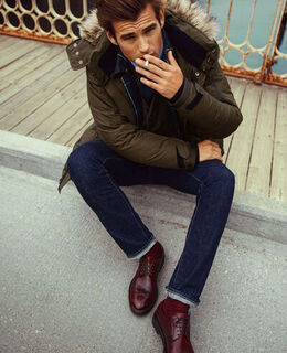 Евгений Попов